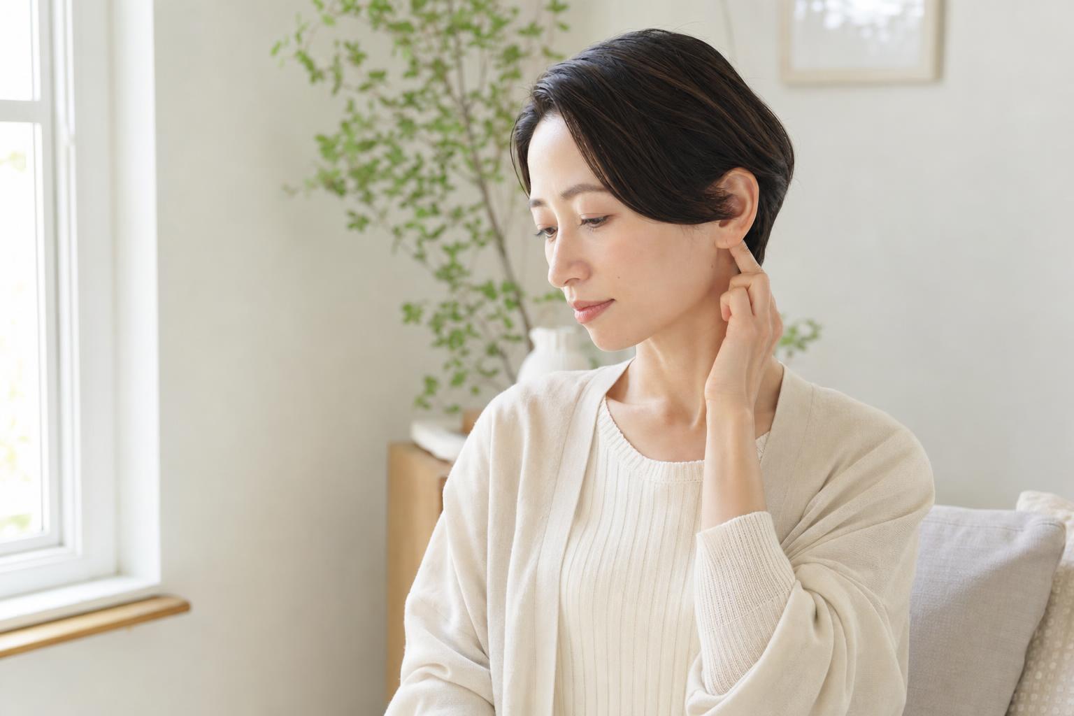 めまいの対処法とツボ｜つらい時に確認したいセルフケア