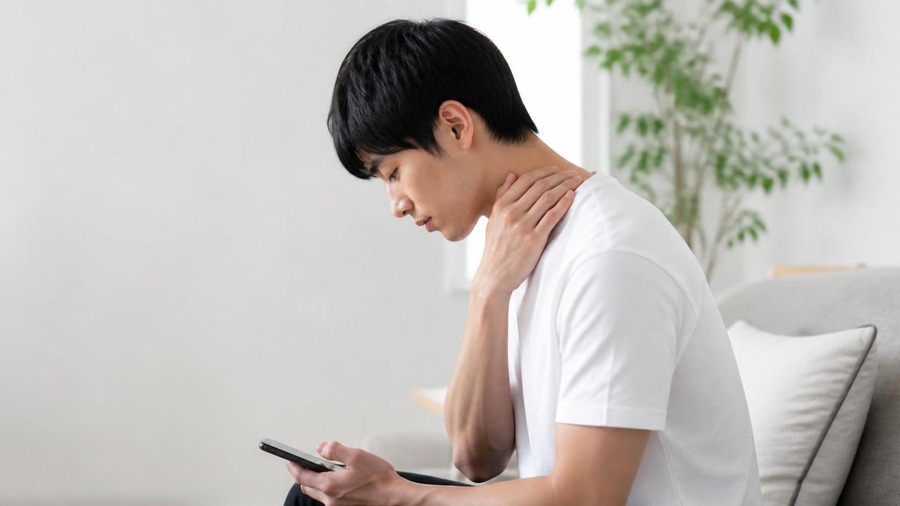 首 長い 短い|見た目の原因と首肩こりを防ぐ姿勢ケア 見出し画像3