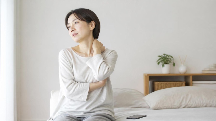 寝違え 脇の下原因は?首から脇・肩甲骨に広がる痛みの対処法 見出し画像3