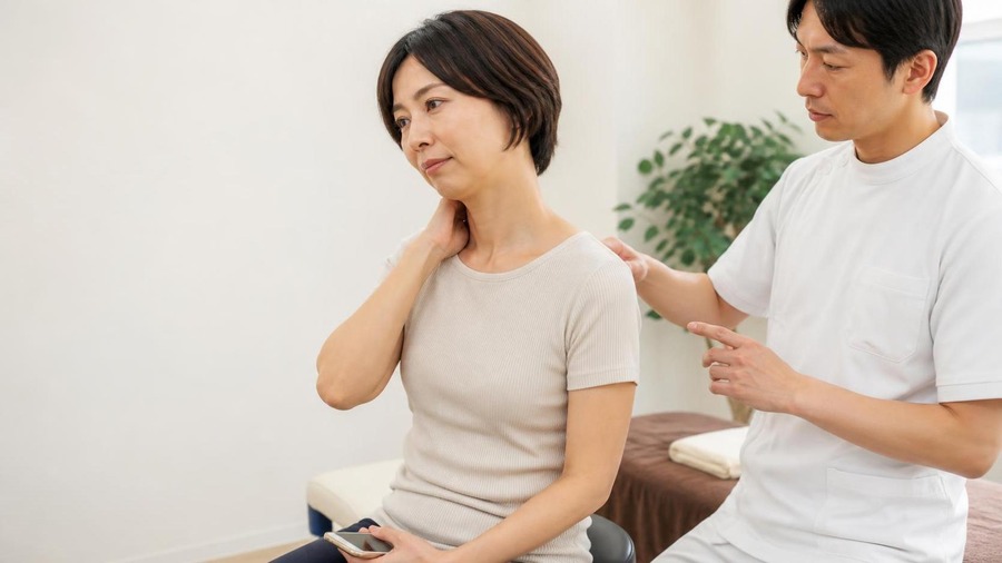 首が短い 原因|見た目の原因と首肩こりを防ぐ姿勢ケア 見出し画像1