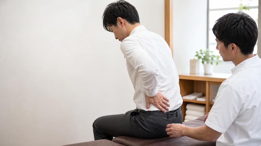 ぎっくり腰 仕事休む 例文時の判断基準|職場への伝え方と例文を解説 見出し画像2